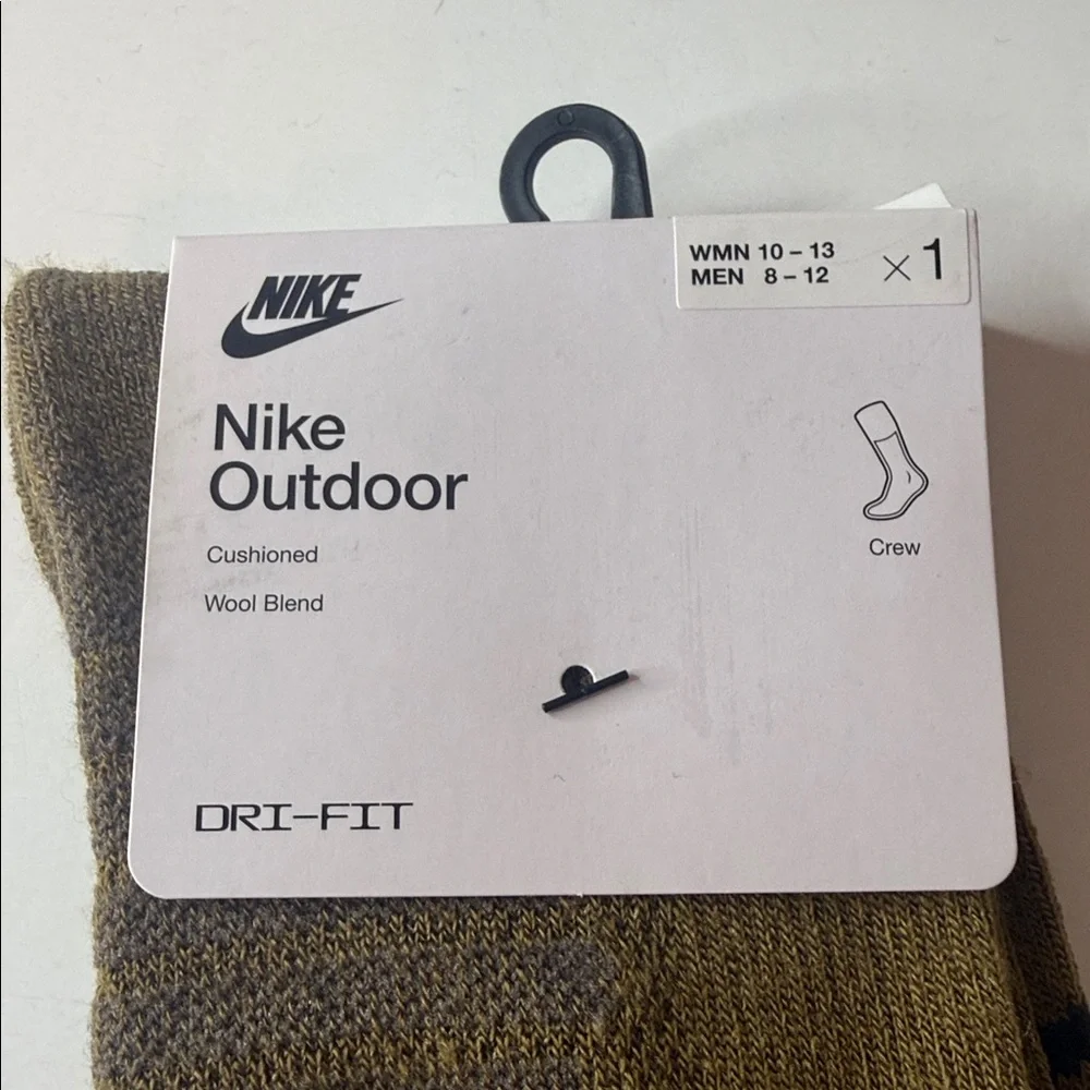 Nike Outdoor Cushioned Wool Blend Socks Green / Brown Large